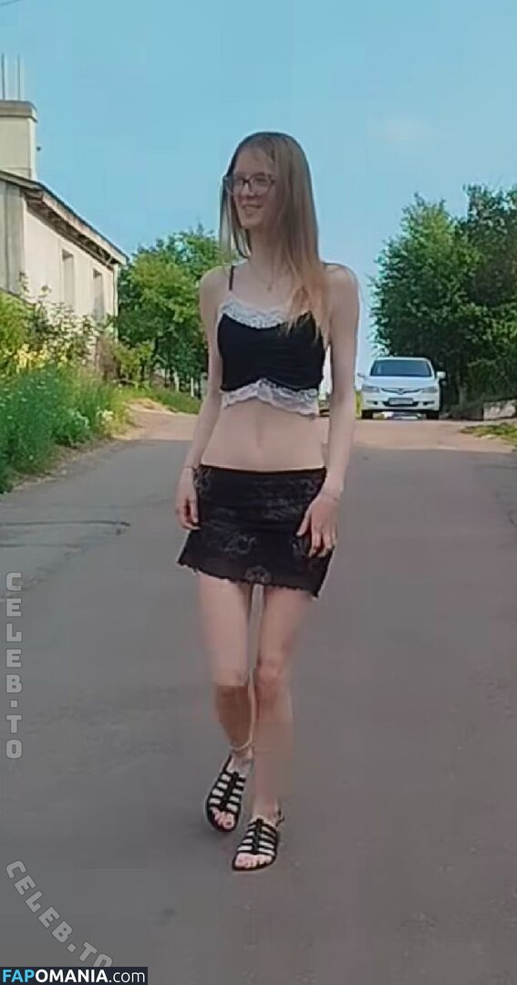 elen.meln / helen_meln777 / melena17_ElenMeln Γυμνός OnlyFans  Διαρρεύσαστη φωτογραφία #8