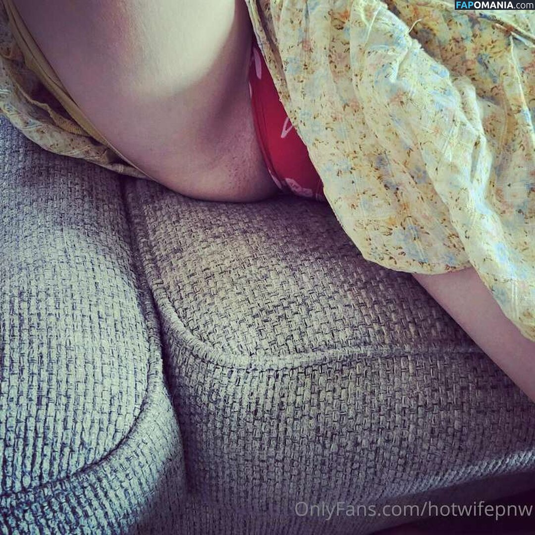 Hotwife J / hotwife_J / hotwifepnw / https: Γυμνός OnlyFans  Διαρρεύσαστη φωτογραφία #4