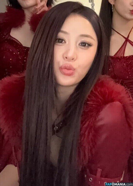 Huh Yunjin 허윤진 / LESSERAFIM / yunjin_lesserafims Γυμνός OnlyFans  Διαρρεύσαστη φωτογραφία #52
