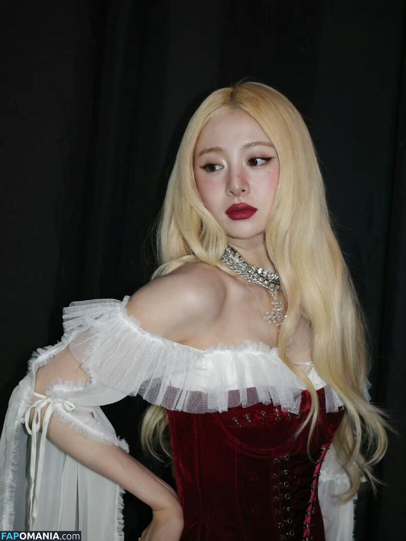 Huh Yunjin 허윤진 / LESSERAFIM / jenaissante Γυμνός OnlyFans  Διαρρεύσαστη φωτογραφία #53