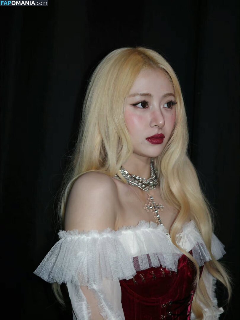 Huh Yunjin 허윤진 / LESSERAFIM / jenaissante Γυμνός OnlyFans  Διαρρεύσαστη φωτογραφία #54