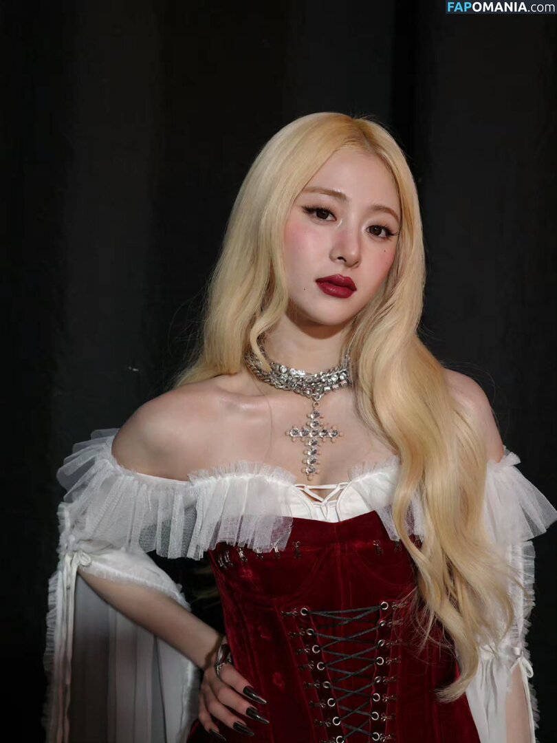 Huh Yunjin 허윤진 / LESSERAFIM / jenaissante Γυμνός OnlyFans  Διαρρεύσαστη φωτογραφία #58