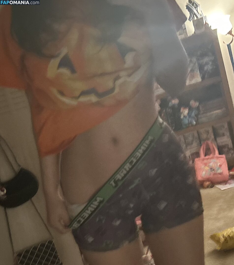 Hyacinth Γυμνός OnlyFans  Διαρρεύσαστη φωτογραφία #2