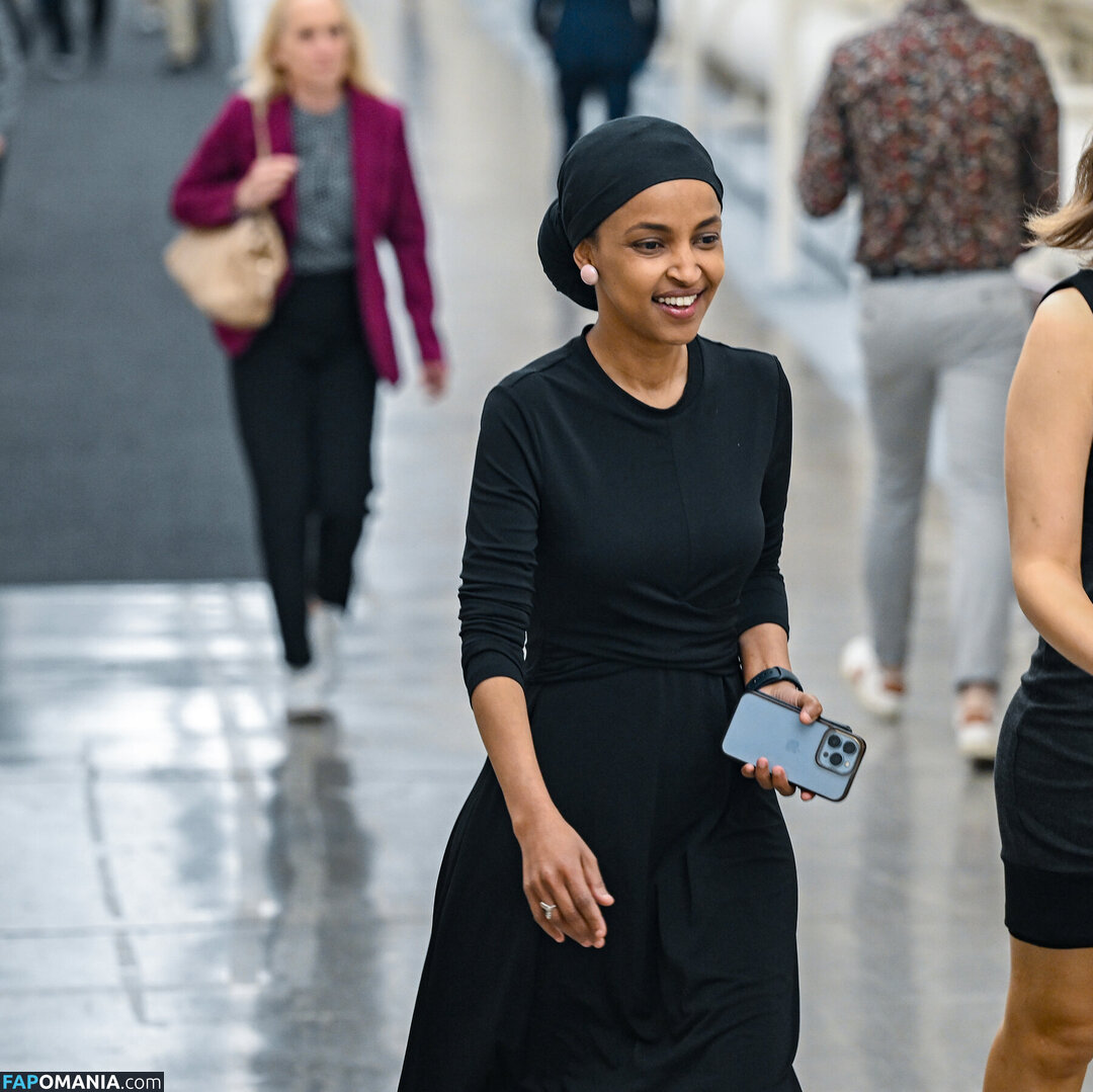 Ilhan Omar Γυμνός OnlyFans  Διαρρεύσαστη φωτογραφία #4