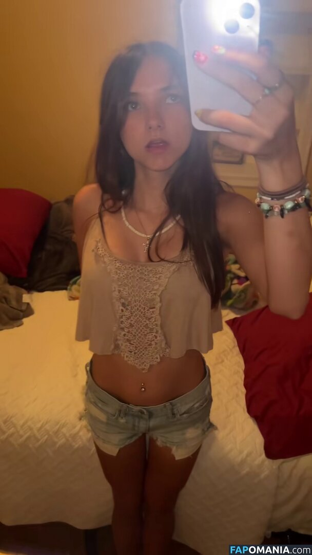 ilovebutterflieslolz123 Γυμνός OnlyFans  Διαρρεύσαστη φωτογραφία #3