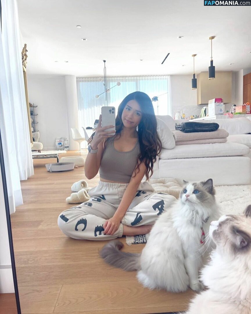 imane / imane... / pokimane Γυμνός OnlyFans  Διαρρεύσαστη φωτογραφία #5