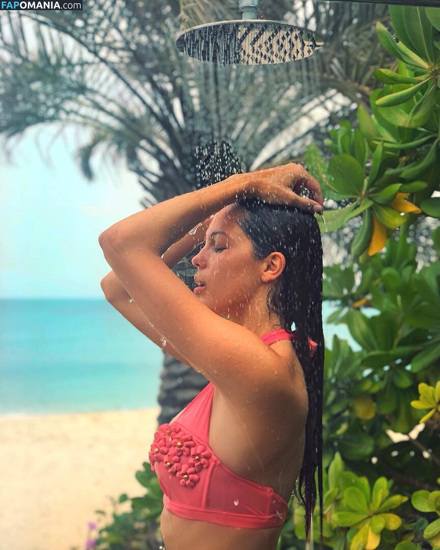 Iris Mittenaere / irismittenaere / summerxiris Γυμνός OnlyFans  Διαρρεύσαστη φωτογραφία #25