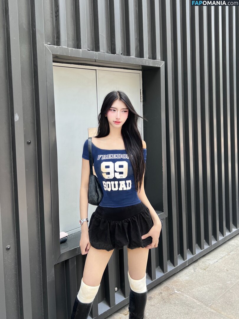 itsmeyuna01 / itstrawberrii / theestrawberry_ Γυμνός OnlyFans  Διαρρεύσαστη φωτογραφία #1