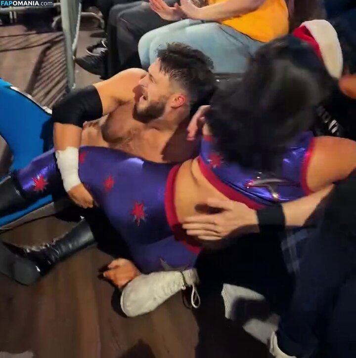 Izzy Moreno  / Izzy Moreno / ItsIzzyMania / itsizzymania Γυμνός OnlyFans  Διαρρεύσαστη φωτογραφία #4
