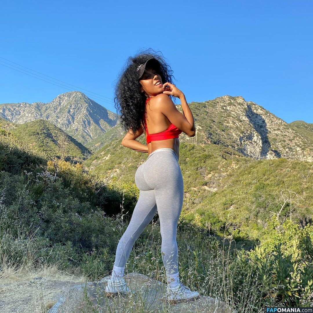 Jenn Morel / jennmorel / jennmorelflow Γυμνός OnlyFans  Διαρρεύσαστη φωτογραφία #1