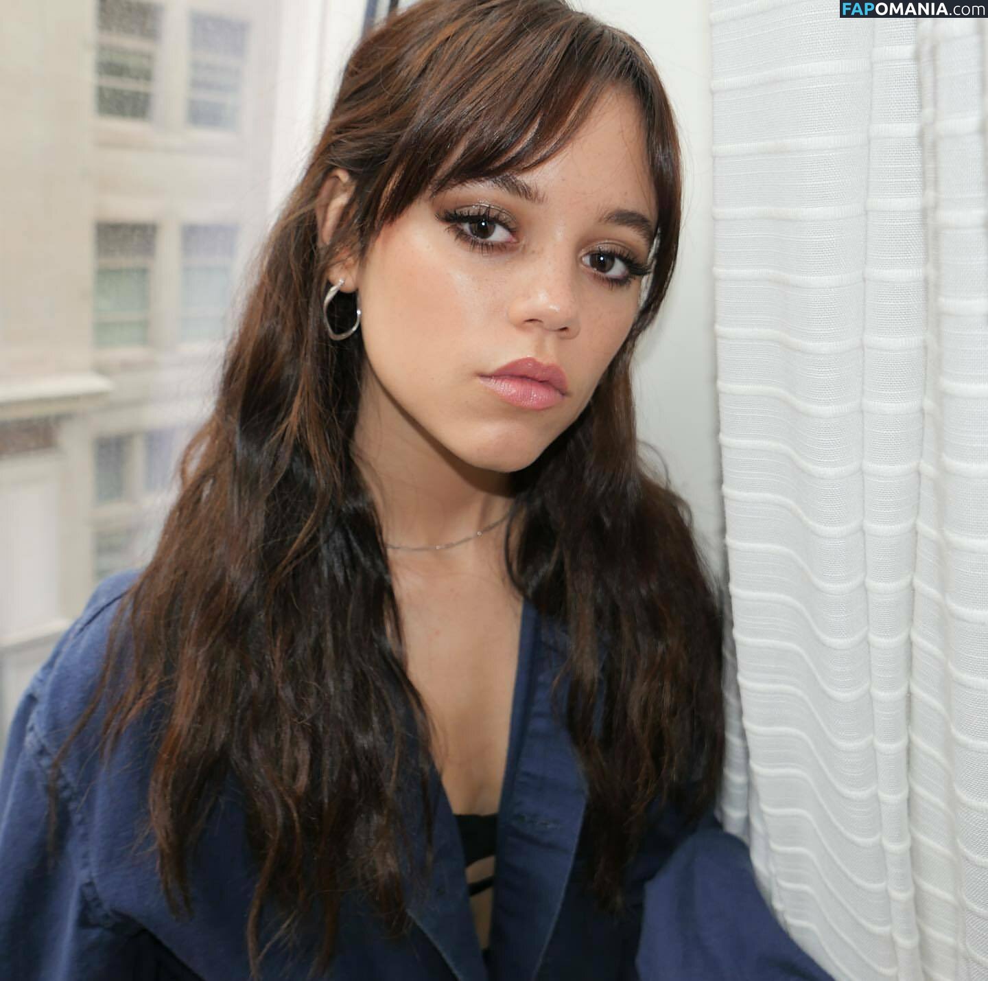 Jenna Ortega / Page / jennaortega Γυμνός OnlyFans  Διαρρεύσαστη φωτογραφία #86