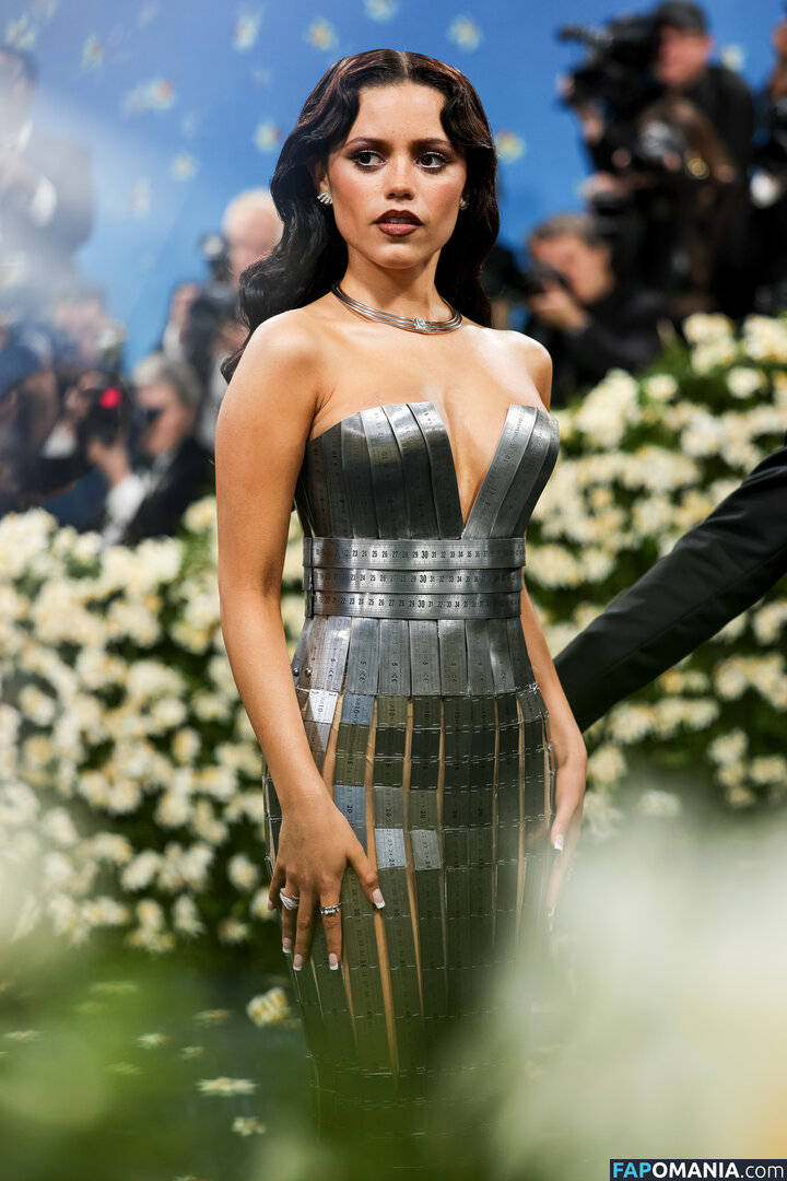 Jenna Ortega / Page / jennaortega Γυμνός OnlyFans  Διαρρεύσαστη φωτογραφία #1582