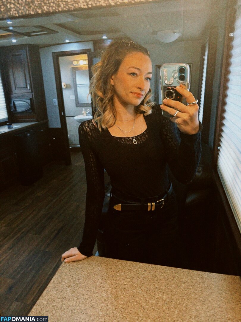 Jodelle Ferland / jodellemicah Γυμνός OnlyFans  Διαρρεύσαστη φωτογραφία #9