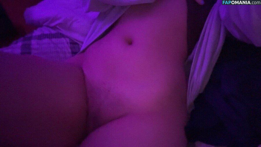 Julia Graham / https: / teasingmoon / teasingmoon... / temptedevil / temptedevil... Γυμνός OnlyFans  Διαρρεύσαστη φωτογραφία #17