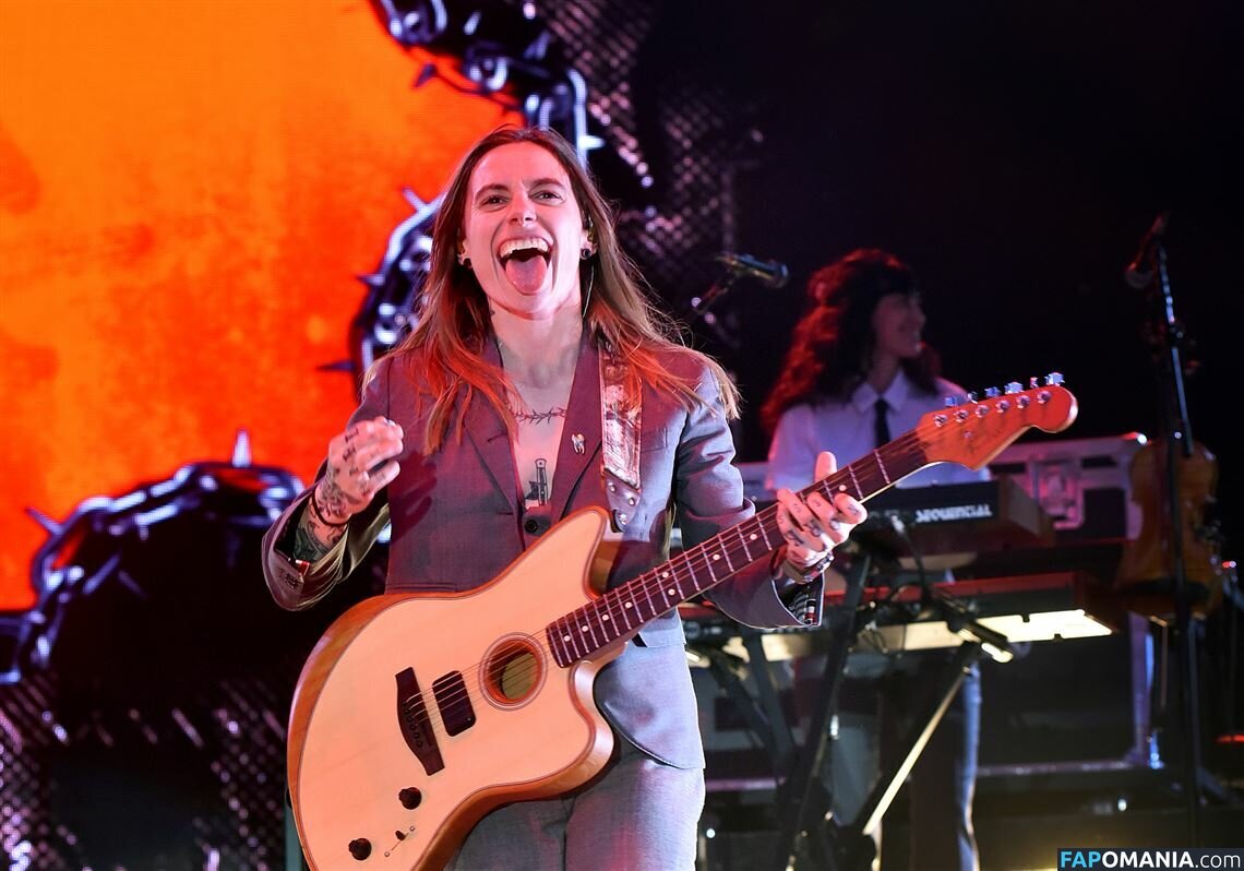 Julien Baker / julienrbaker Γυμνός OnlyFans  Διαρρεύσαστη φωτογραφία #14