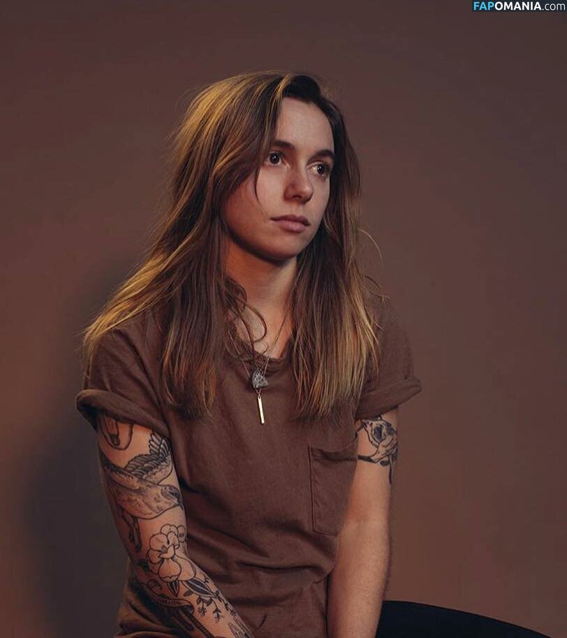 Julien Baker / julienrbaker Γυμνός OnlyFans  Διαρρεύσαστη φωτογραφία #24