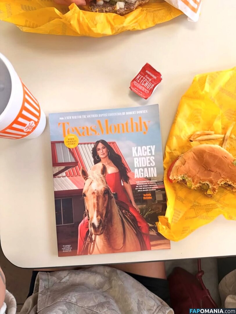Kacey Musgraves / heavenlyyhazel / spaceykacey Γυμνός OnlyFans  Διαρρεύσαστη φωτογραφία #17