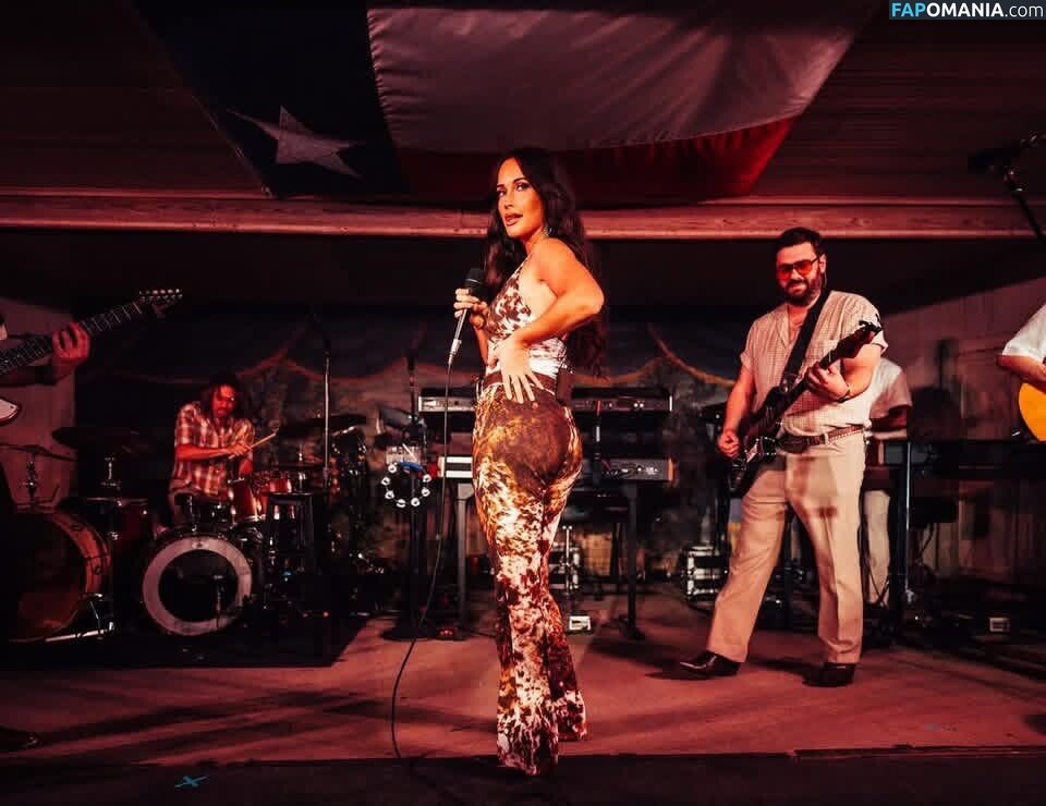 Kacey Musgraves / heavenlyyhazel / spaceykacey Γυμνός OnlyFans  Διαρρεύσαστη φωτογραφία #34