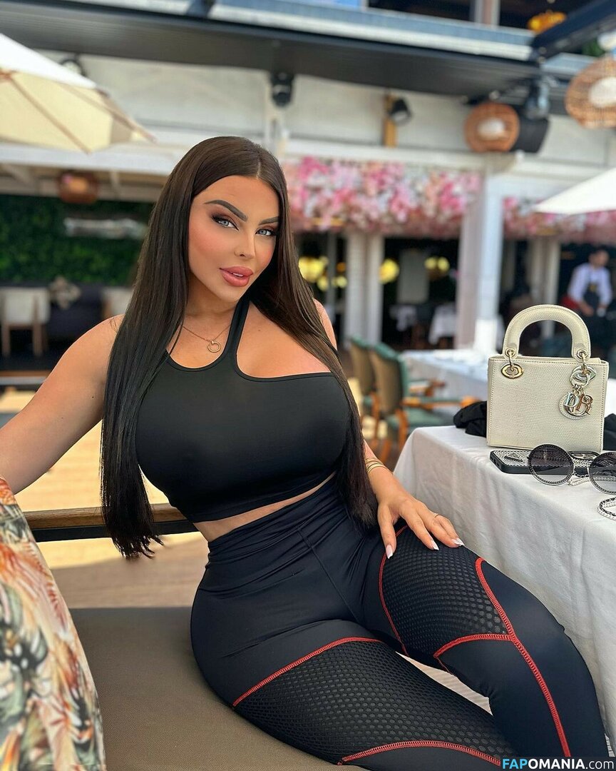 Kahina Sbauty / kahina_sbeauty Γυμνός OnlyFans  Διαρρεύσαστη φωτογραφία #2