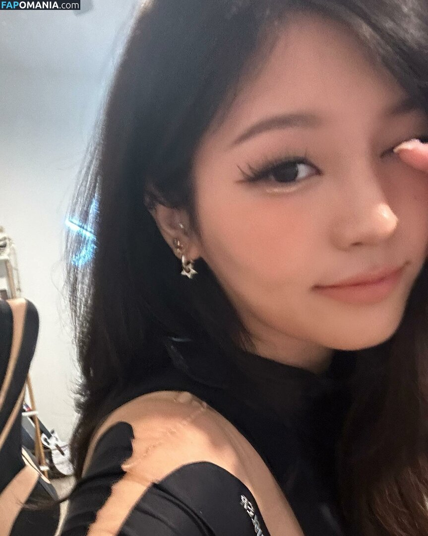 Aikuros / Hyoon / Kang Hee Yoon / floaromaa Γυμνός OnlyFans  Διαρρεύσαστη φωτογραφία #1