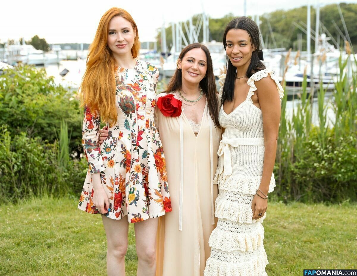 Karen Gillan / karengillan Γυμνός OnlyFans  Διαρρεύσαστη φωτογραφία #5