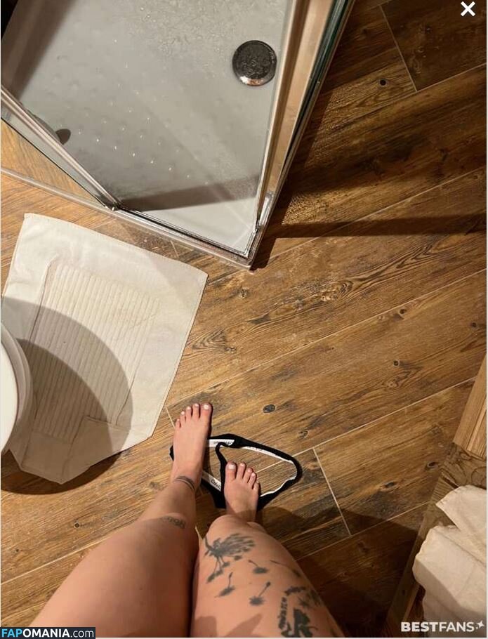 Kati Karenina / https: / katikarenina Γυμνός OnlyFans  Διαρρεύσαστη φωτογραφία #2