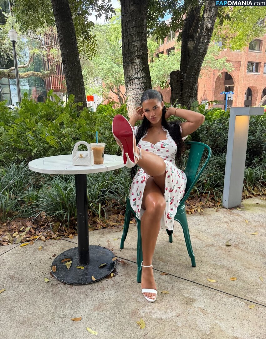 Katya Elise Henry / katyaelisehenry / katyaelisehenrysworld Γυμνός OnlyFans  Διαρρεύσαστη φωτογραφία #1170