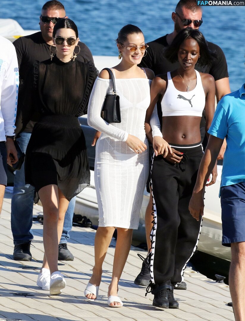 Kendall Jenner / https: / kendalljenner Γυμνός OnlyFans  Διαρρεύσαστη φωτογραφία #73