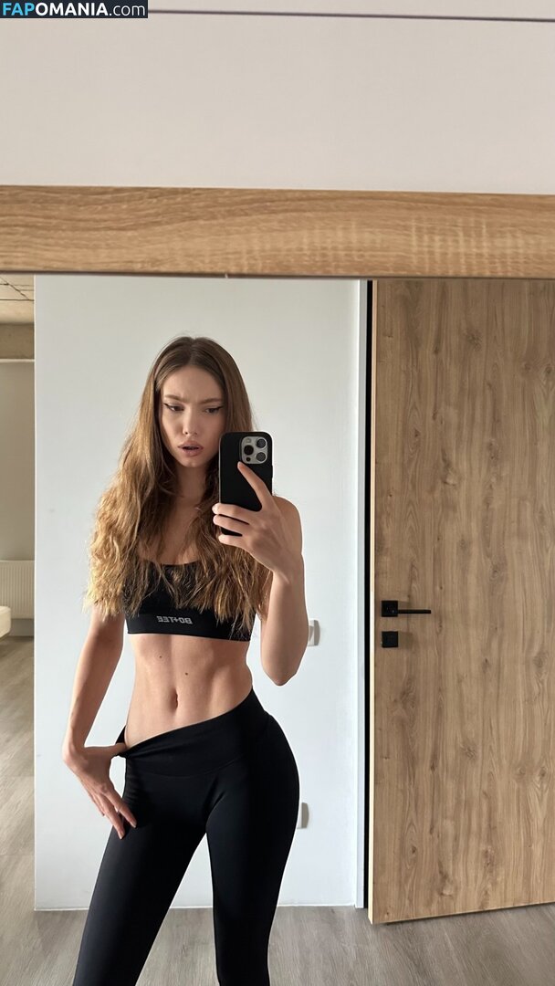 j.aida / kennaabennett / neve.lewiss / paige.donoway Γυμνός OnlyFans  Διαρρεύσαστη φωτογραφία #12