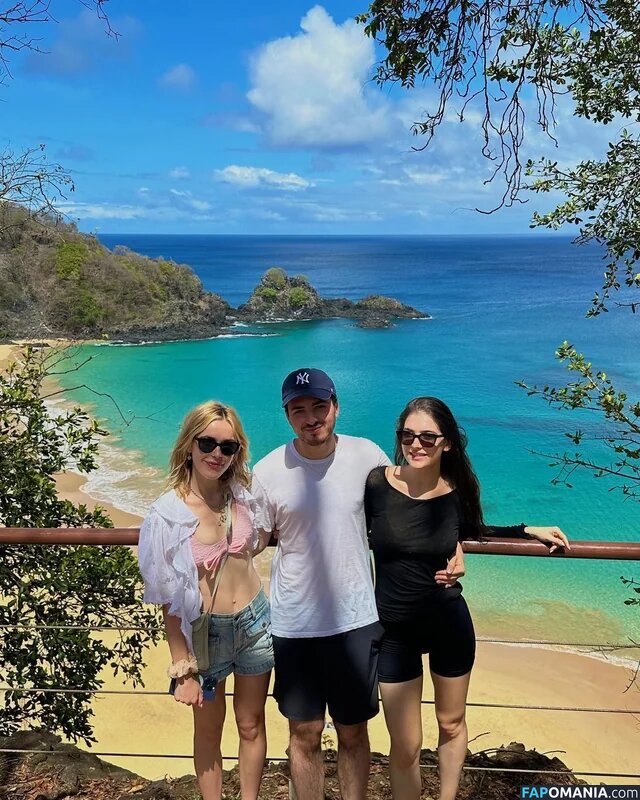 AdventuresSabrina / Kiernan Shipka / kiernanshipka Γυμνός OnlyFans  Διαρρεύσαστη φωτογραφία #798