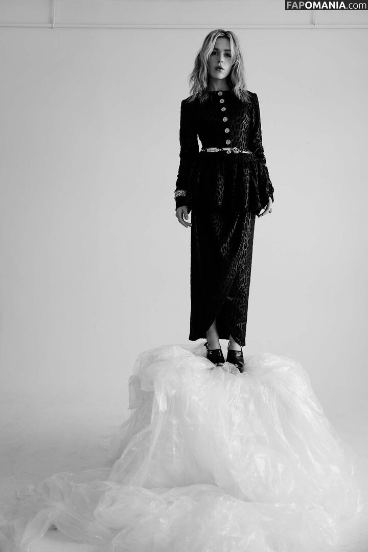 AdventuresSabrina / Kiernan Shipka / kiernanshipka Γυμνός OnlyFans  Διαρρεύσαστη φωτογραφία #1530