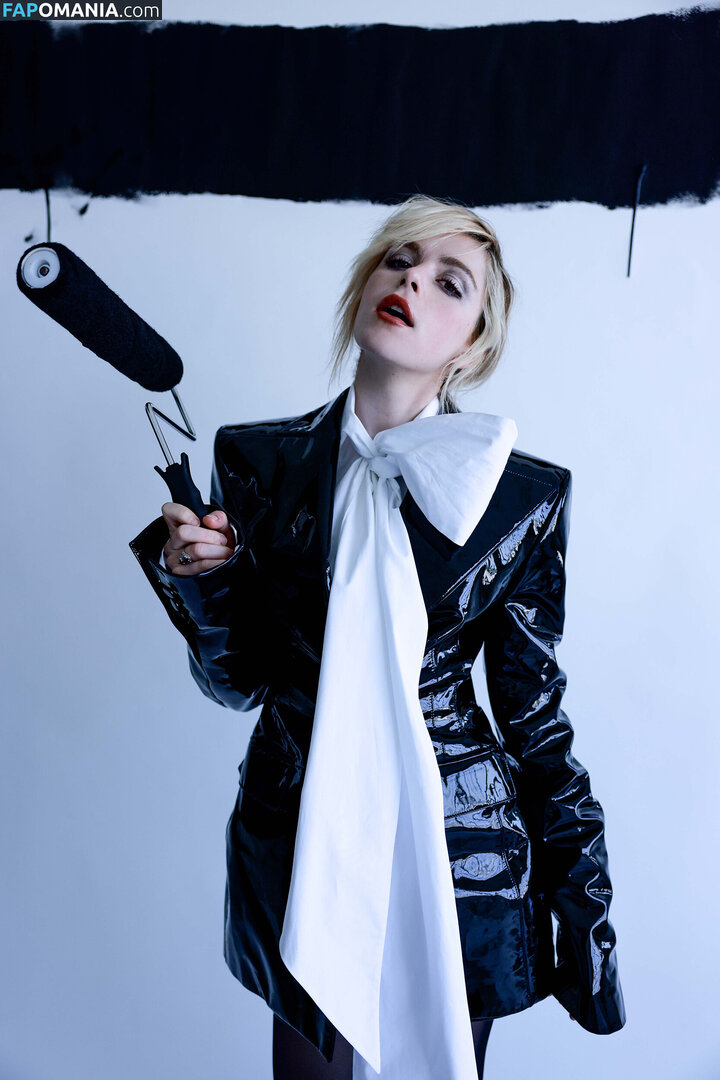 AdventuresSabrina / Kiernan Shipka / kiernanshipka Γυμνός OnlyFans  Διαρρεύσαστη φωτογραφία #1536