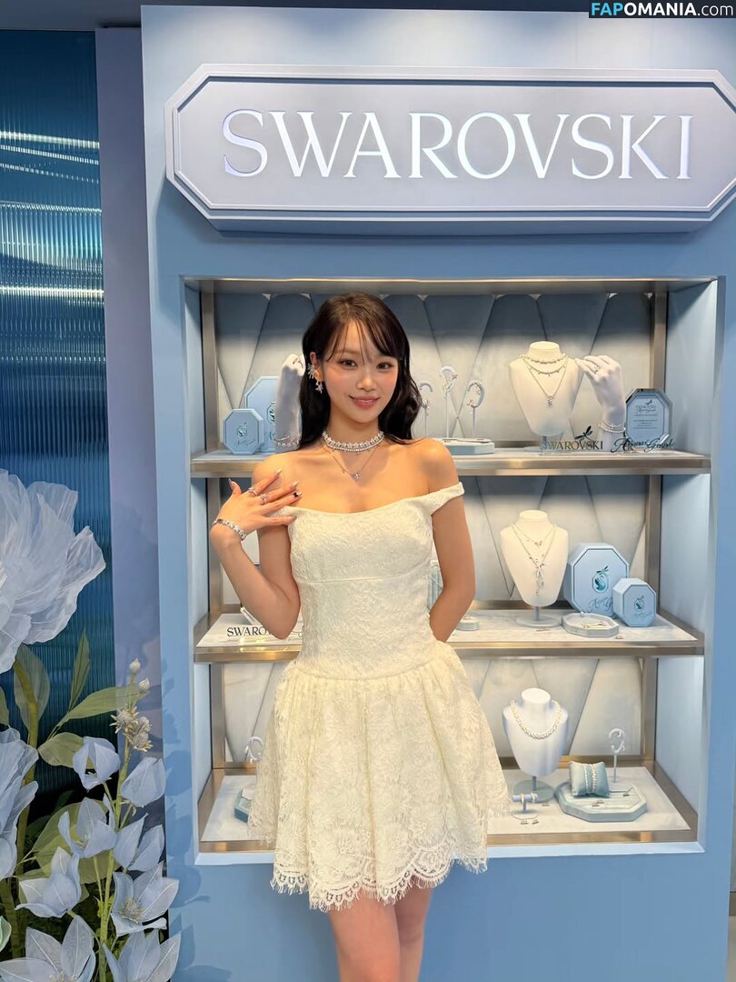 Kim Chaewon / _chaechae_1 / 김채원 Le Sserafim Γυμνός OnlyFans  Διαρρεύσαστη φωτογραφία #40