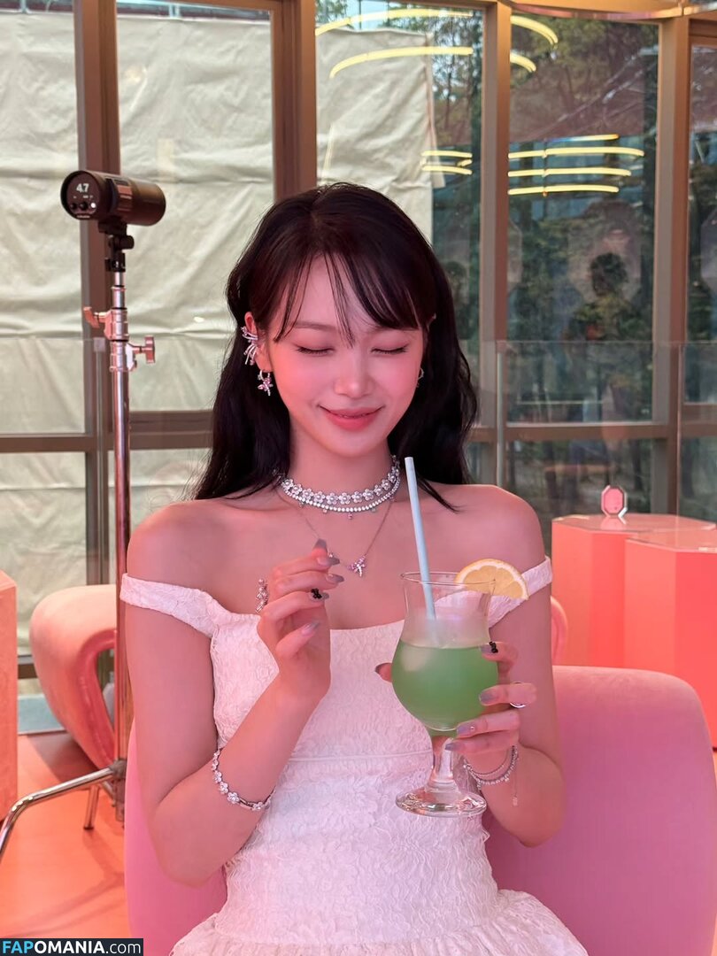 Kim Chaewon / _chaechae_1 / 김채원 Le Sserafim Γυμνός OnlyFans  Διαρρεύσαστη φωτογραφία #49