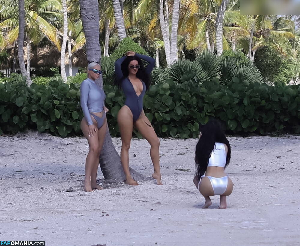 Kim Kardashian / kimkadarshian / kimkardashian Γυμνός OnlyFans  Διαρρεύσαστη φωτογραφία #86