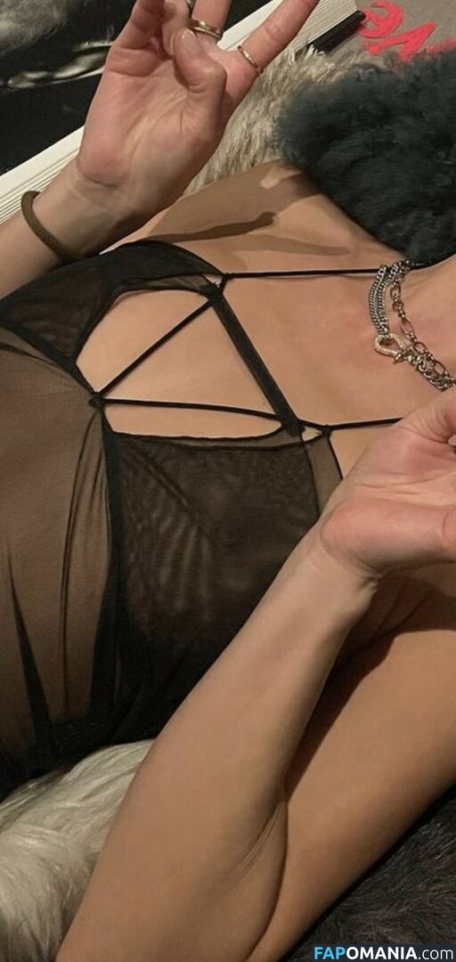 Kimiko Glenn / https: / kimikoglenn Γυμνός OnlyFans  Διαρρεύσαστη φωτογραφία #54