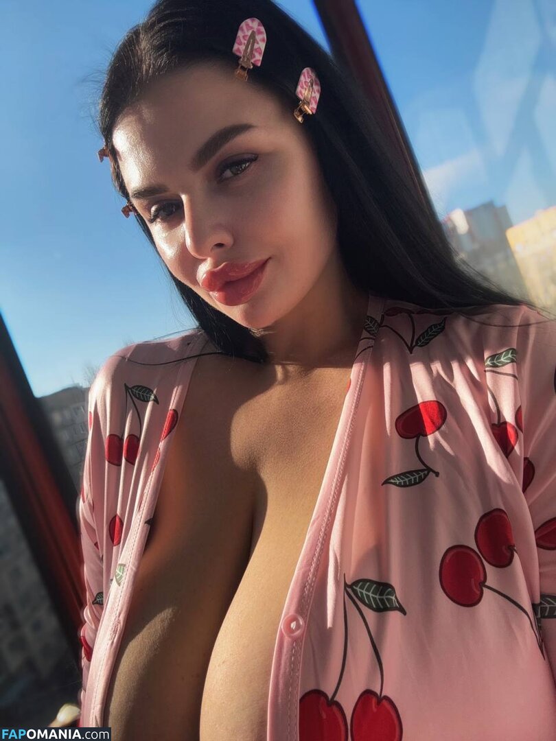 https: / kristina_doru Γυμνός OnlyFans  Διαρρεύσαστη φωτογραφία #5