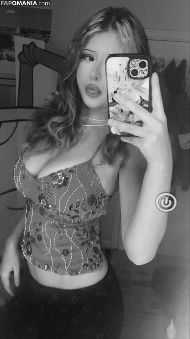 kttygrrlz / lvrrzu / mastershakelvrz Γυμνός OnlyFans  Διαρρεύσαστη φωτογραφία #1