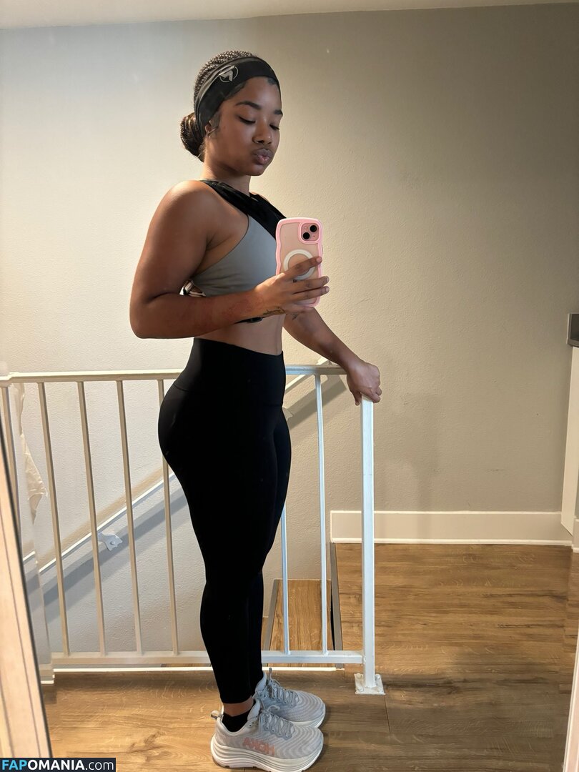 Kyylareneee / kurlykyy / kurrlyyy / kyylarenee Γυμνός OnlyFans  Διαρρεύσαστη φωτογραφία #4