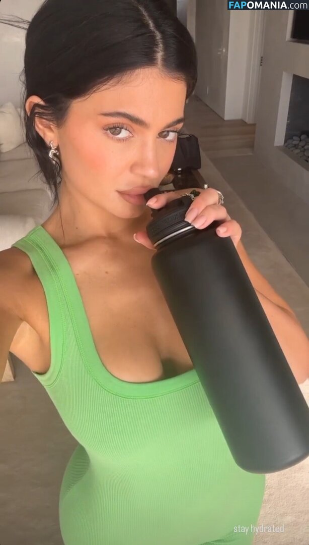 Kylie Jenner / kyliejenner / kyliejenner.2 Γυμνός OnlyFans  Διαρρεύσαστη φωτογραφία #30
