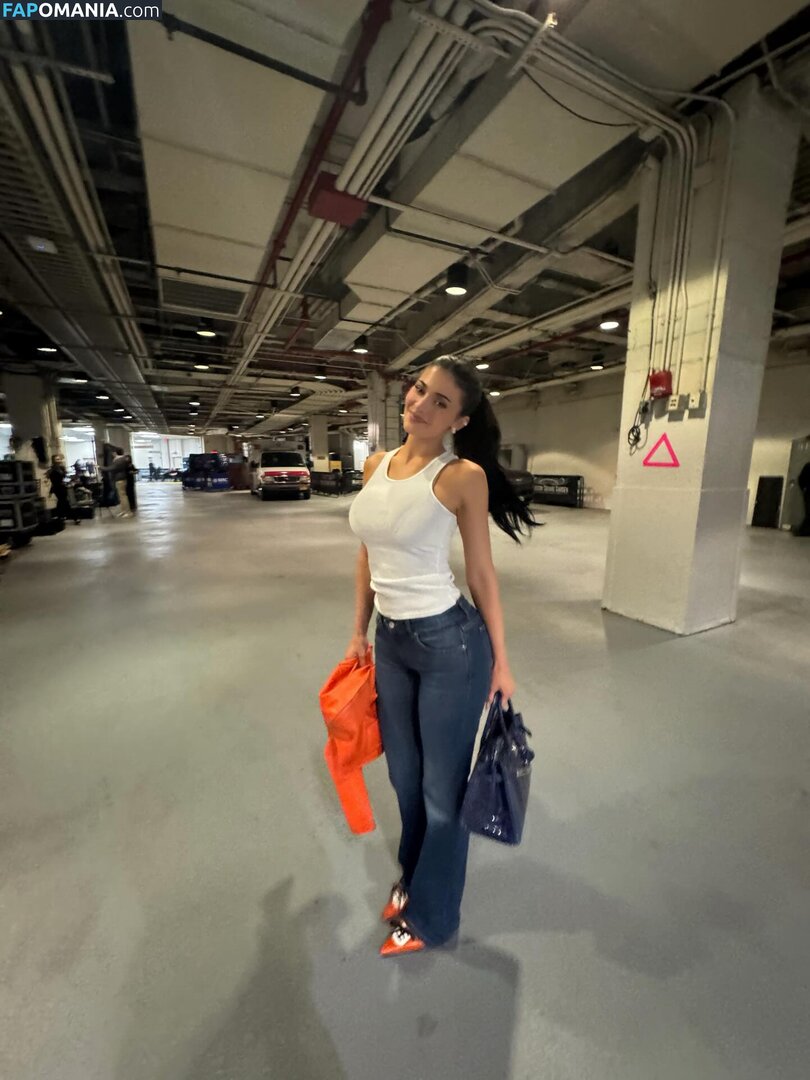 Kylie Jenner / https: / kyliejenner / kyliejenner.2 Γυμνός OnlyFans  Διαρρεύσαστη φωτογραφία #85