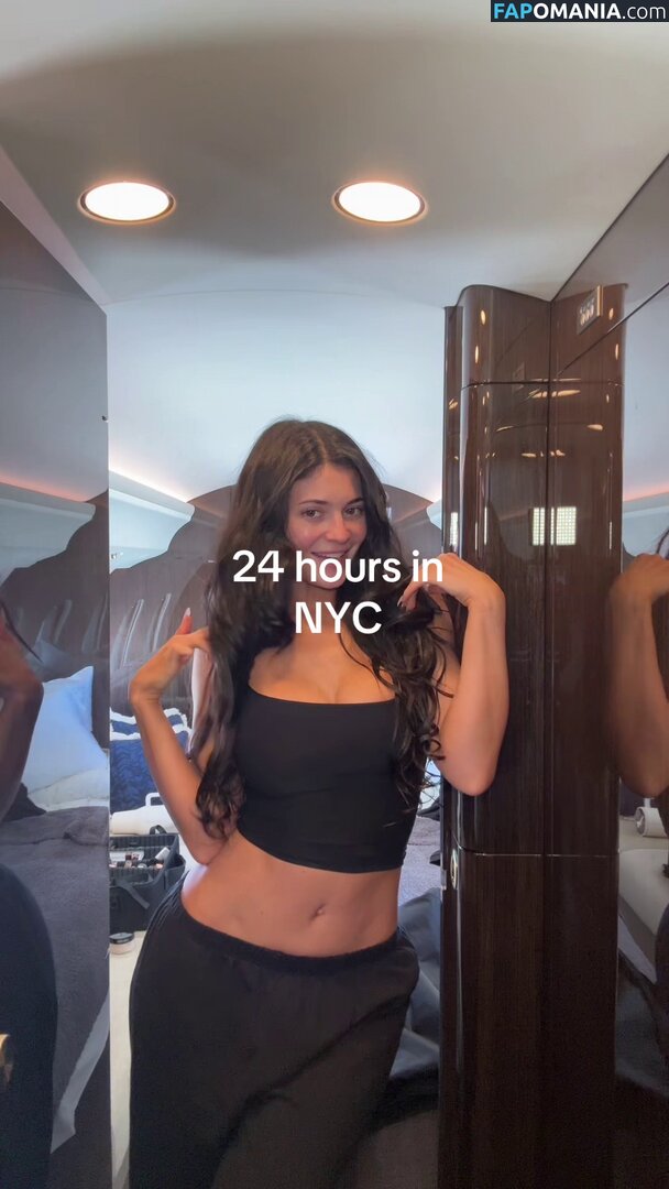 Kylie Jenner / https: / kyliejenner / kyliejenner.2 Γυμνός OnlyFans  Διαρρεύσαστη φωτογραφία #88
