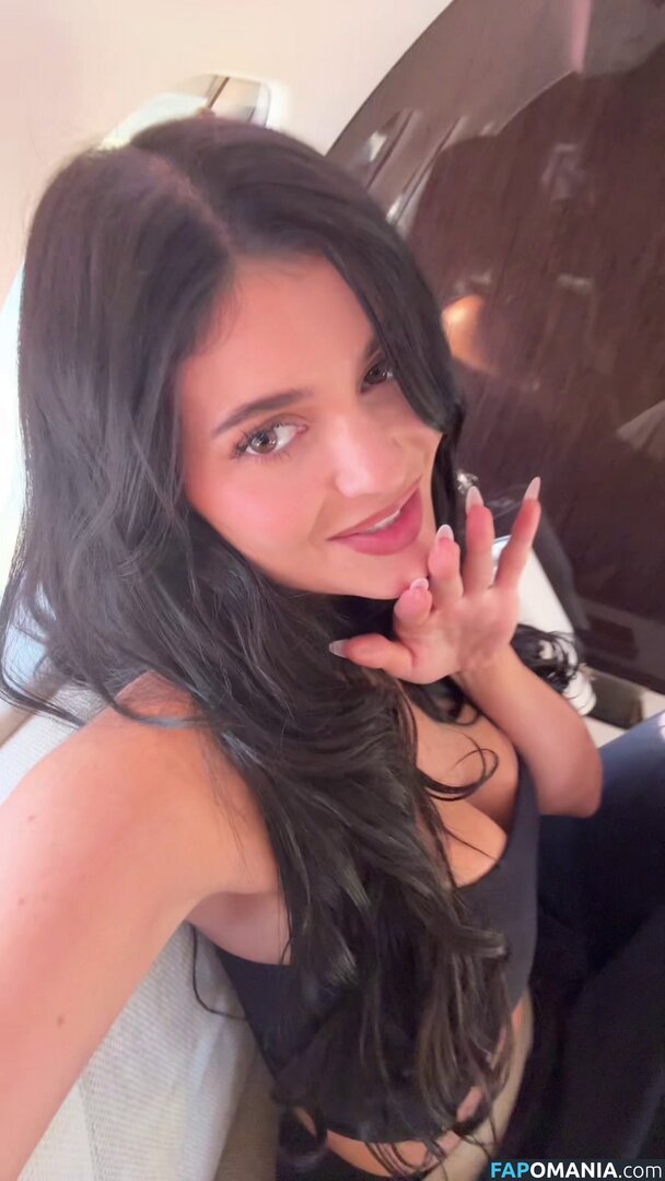 Kylie Jenner / https: / kyliejenner / kyliejenner.2 Γυμνός OnlyFans  Διαρρεύσαστη φωτογραφία #96