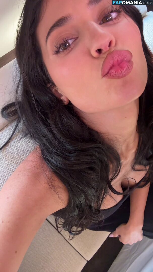Kylie Jenner / https: / kyliejenner / kyliejenner.2 Γυμνός OnlyFans  Διαρρεύσαστη φωτογραφία #97
