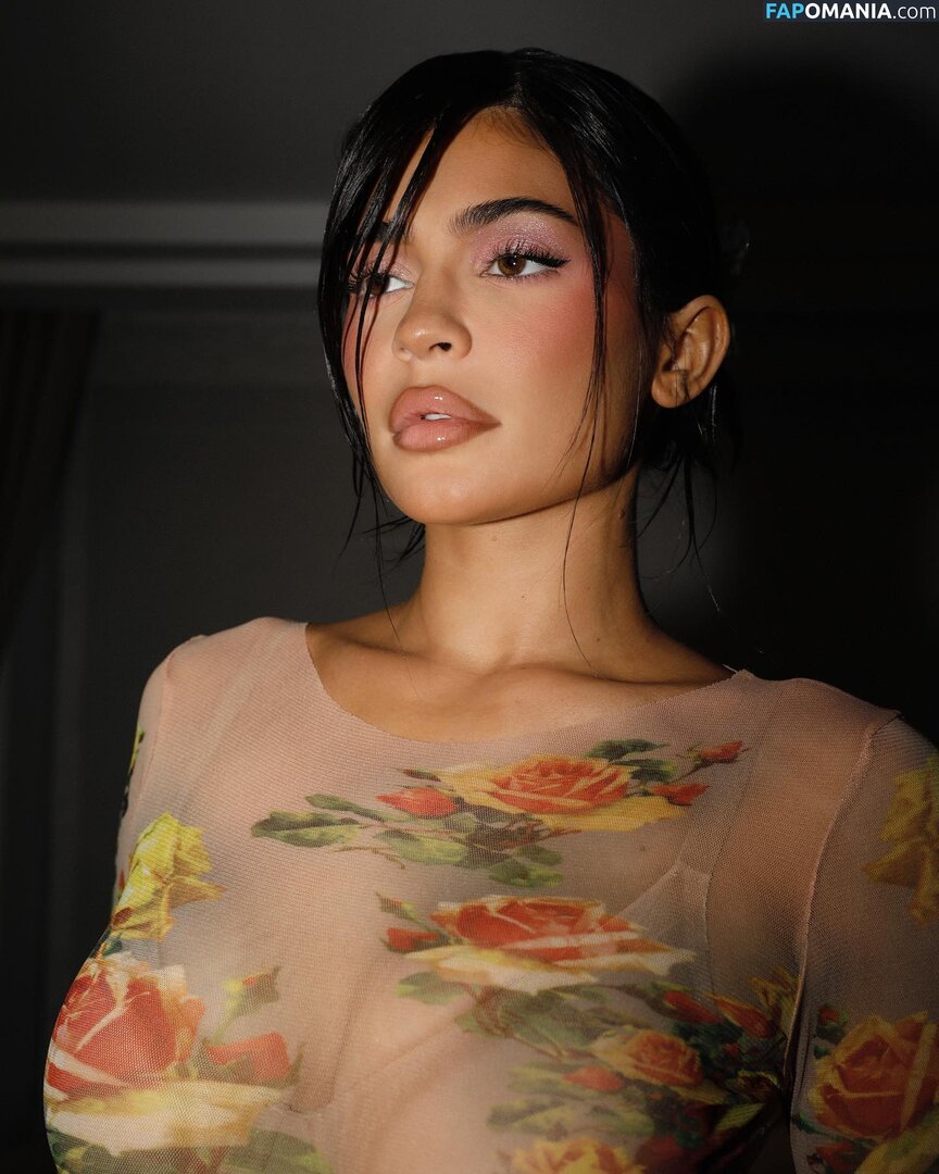 Kylie Jenner / https: / kyliejenner / kyliejenner.2 Γυμνός OnlyFans  Διαρρεύσαστη φωτογραφία #124