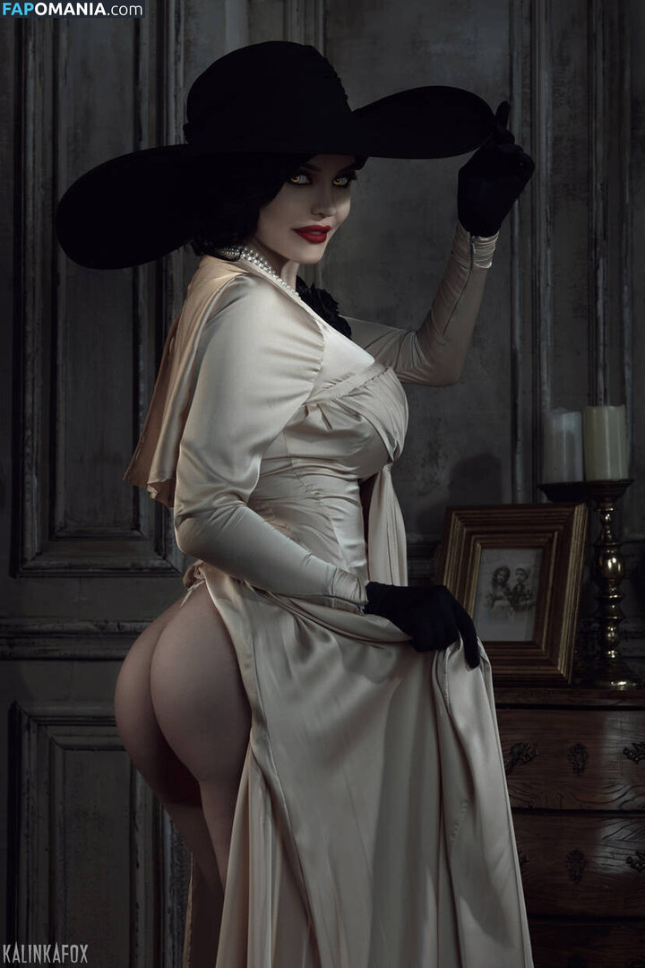 Alcina Dimitrescu and Bela Dimitrescu / Cassandra Dimitrescu / Daniela Dimitrescu / Lady Dimitrescu / ladydumitrescu Γυμνός OnlyFans  Διαρρεύσαστη φωτογραφία #6