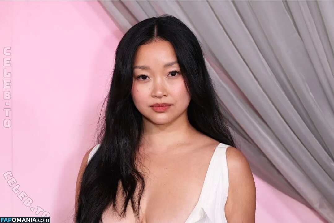 Lana Condor / https: / lanacondor Γυμνός OnlyFans  Διαρρεύσαστη φωτογραφία #1