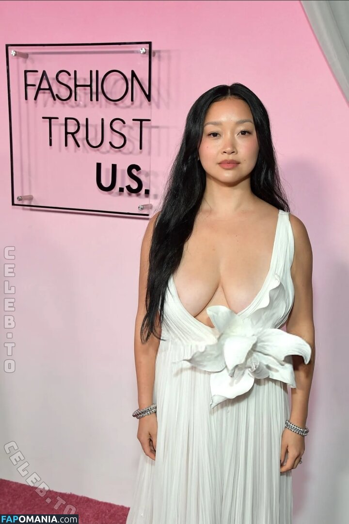 Lana Condor / https: / lanacondor Γυμνός OnlyFans  Διαρρεύσαστη φωτογραφία #2