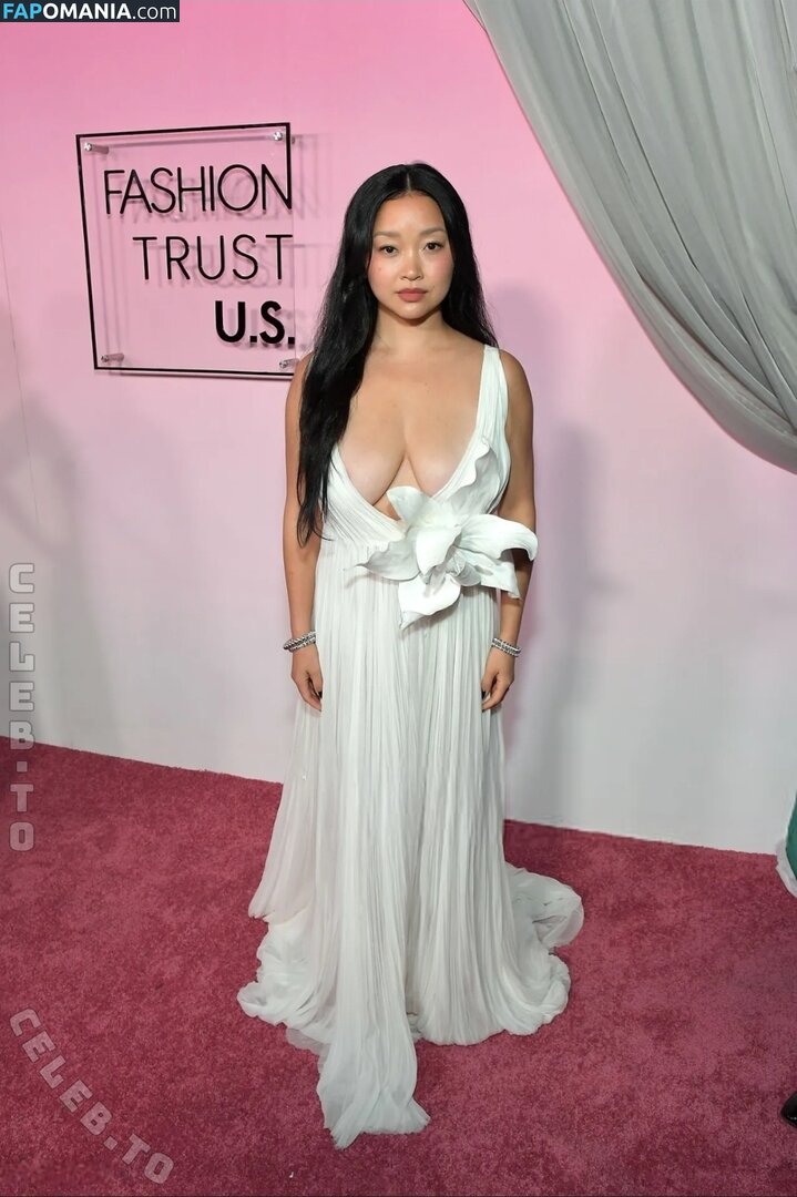 Lana Condor / https: / lanacondor Γυμνός OnlyFans  Διαρρεύσαστη φωτογραφία #3