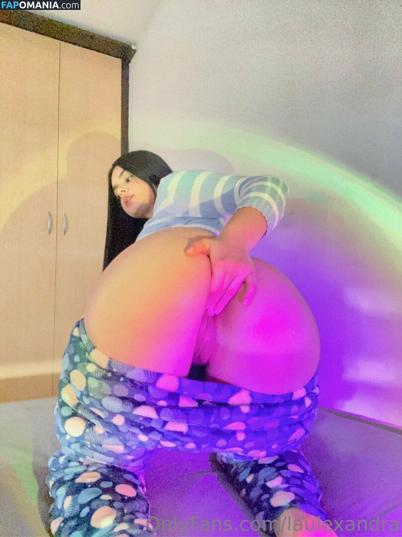 laualexandra / laulexandra Γυμνός OnlyFans  Διαρρεύσαστη φωτογραφία #10